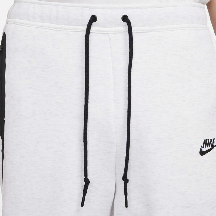 Nike Men's Sportswear Tech Fleece Shorts White image number 3