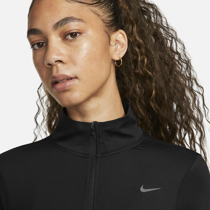 Nike Women's Swift UV Protection 1/4-Zip Running Top Black Nike Women's Swift UV Protection 1/4-Zip Running Top Black image number 2