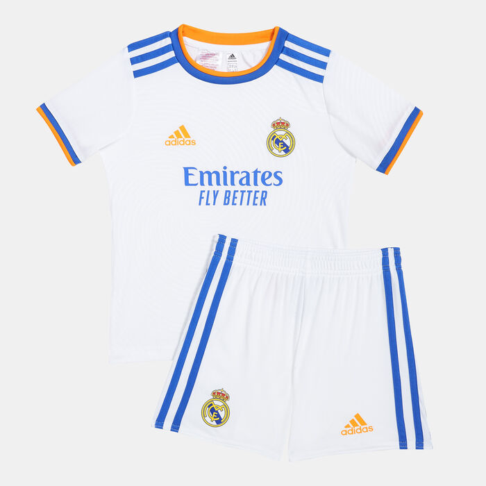 adidas Kids' Real Madrid Home Football Kit - 2021/22 White adidas Kids' Real Madrid Home Football Kit - 2021/22 White image number 0