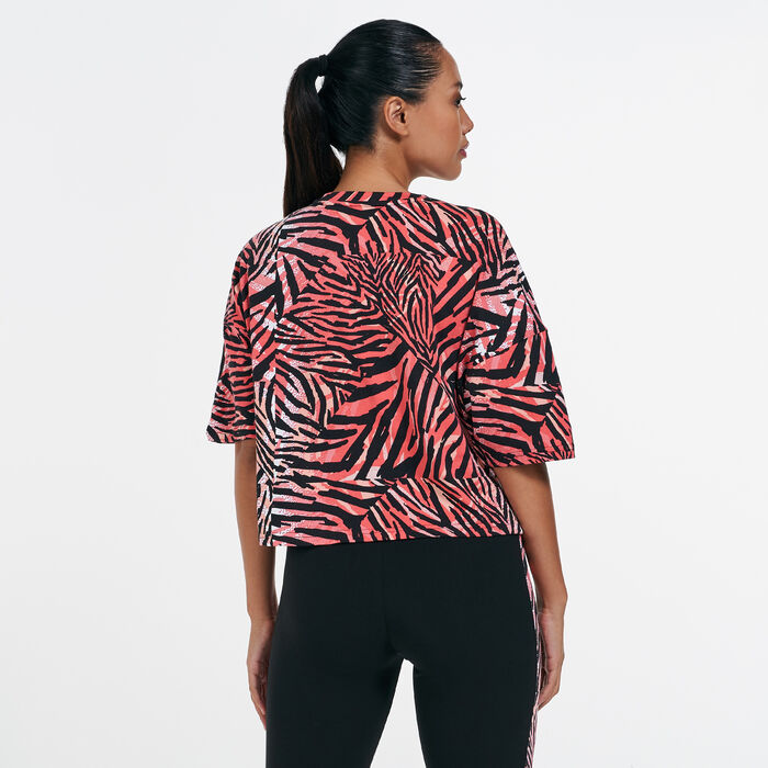 PUMA Women's Classics Graphic Boyfriend T-Shirt Pink PUMA Women's Classics Graphic Boyfriend T-Shirt Pink image number 1