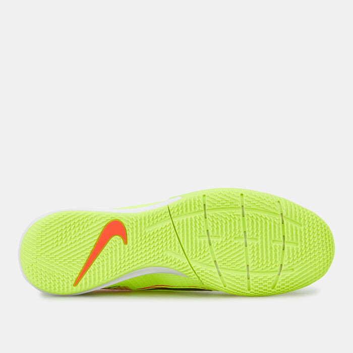 Nike Men's Vapor 14 Academy Indoor Court Football Shoe yellow image number 3