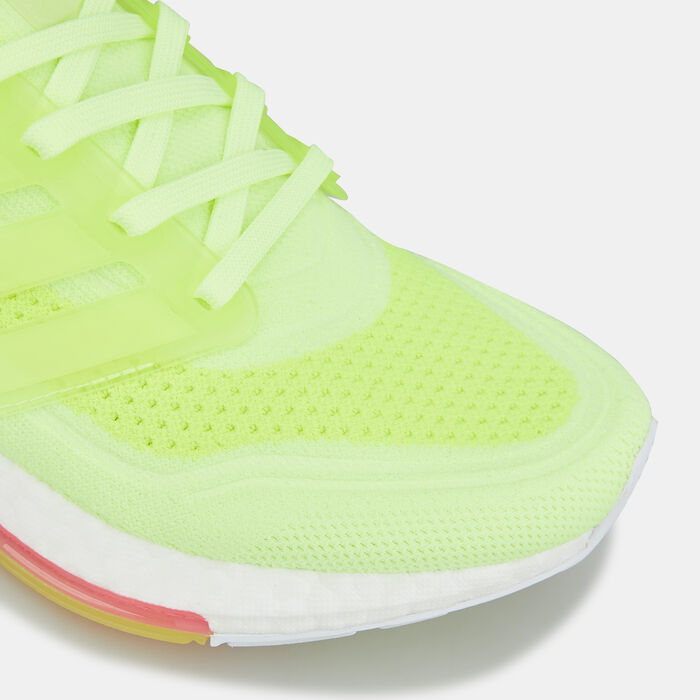 adidas Women's Ultraboost 21 Shoe Green image number 5