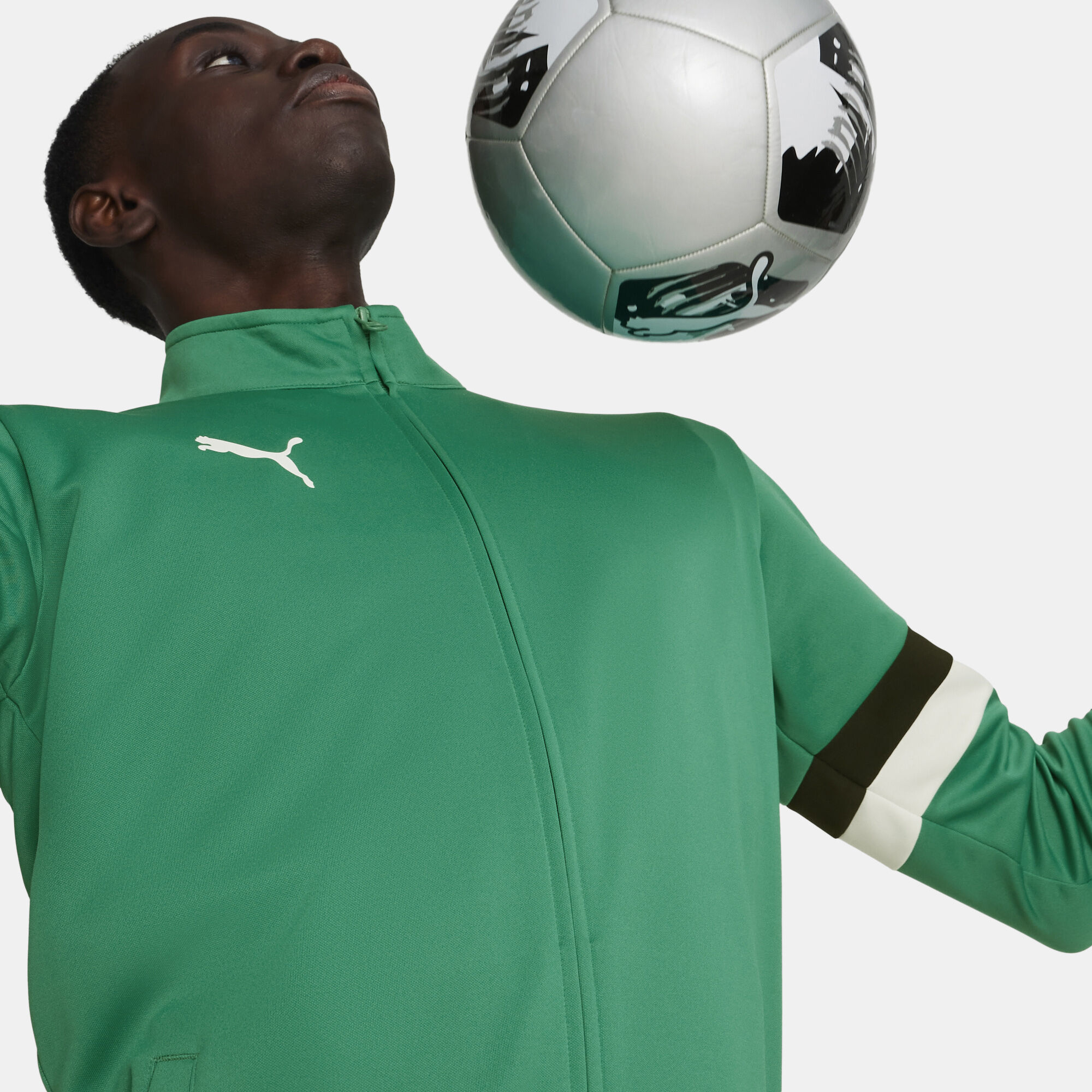 Men s teamRISE Football Tracksuit Green PUMA in Qatar SSS