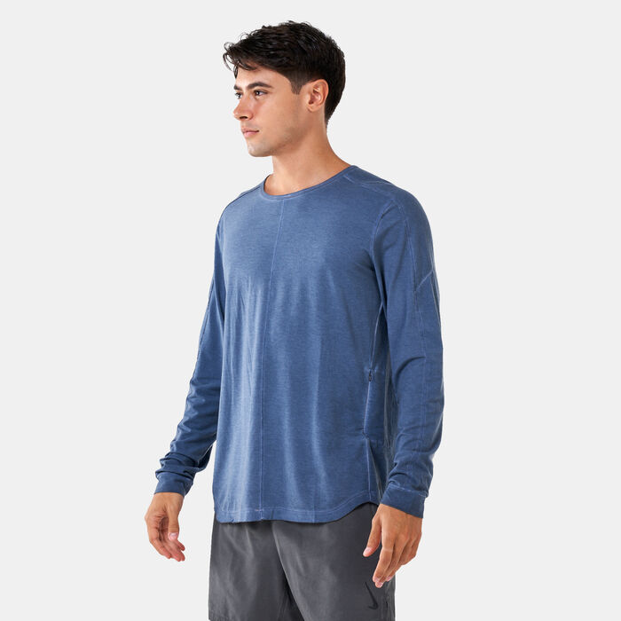 Nike Men's Yoga Long-Sleeve T-Shirt Blue Nike Men's Yoga Long-Sleeve T-Shirt Blue image number 0