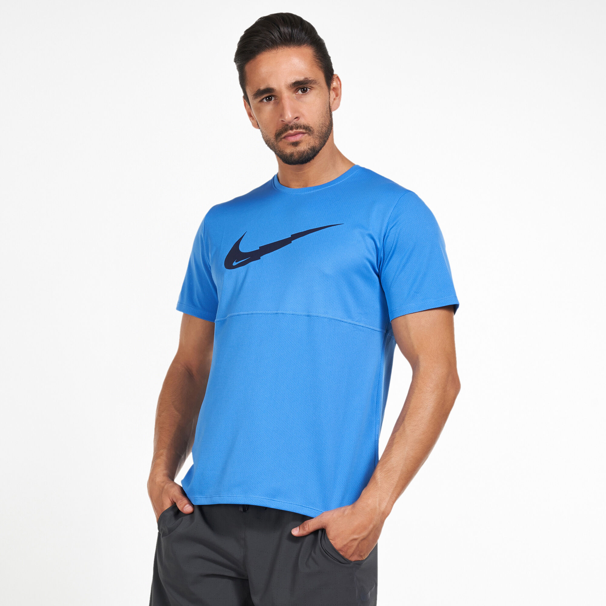 Men s Breathe Run WR T Shirt Blue Nike in Qatar SSS