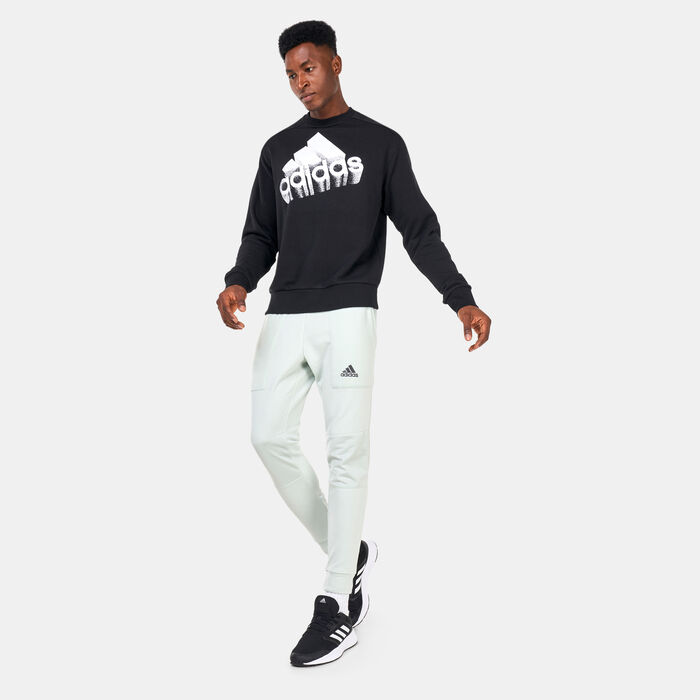adidas Men's Essentials BrandLove French Terry Joggers Green adidas Men's Essentials BrandLove French Terry Joggers Green image number 2