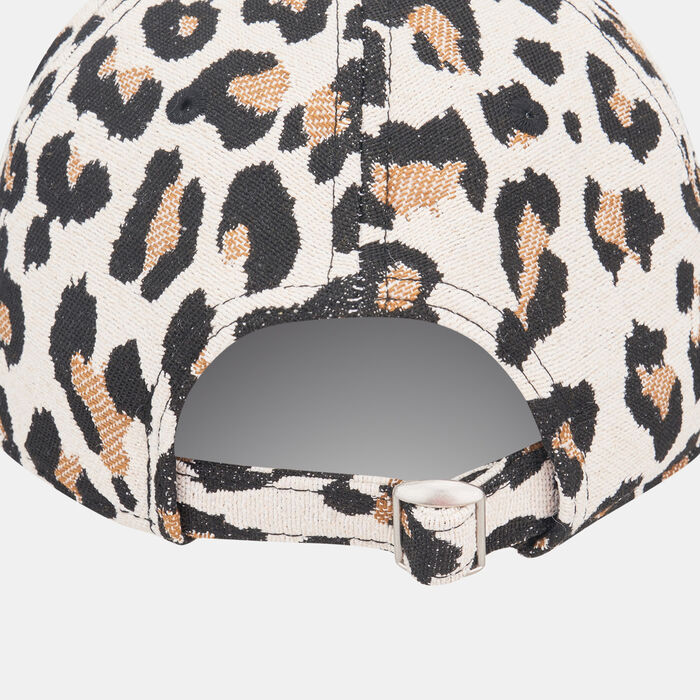 New Era Women's MLB New York Yankees Leopard Print 9FORTY Cap Black New Era Women's MLB New York Yankees Leopard Print 9FORTY Cap Black image number 1