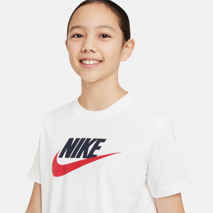 Nike Kids' Sportswear T-Shirt (Older Kids) White Nike Kids' Sportswear T-Shirt (Older Kids) White image number 2