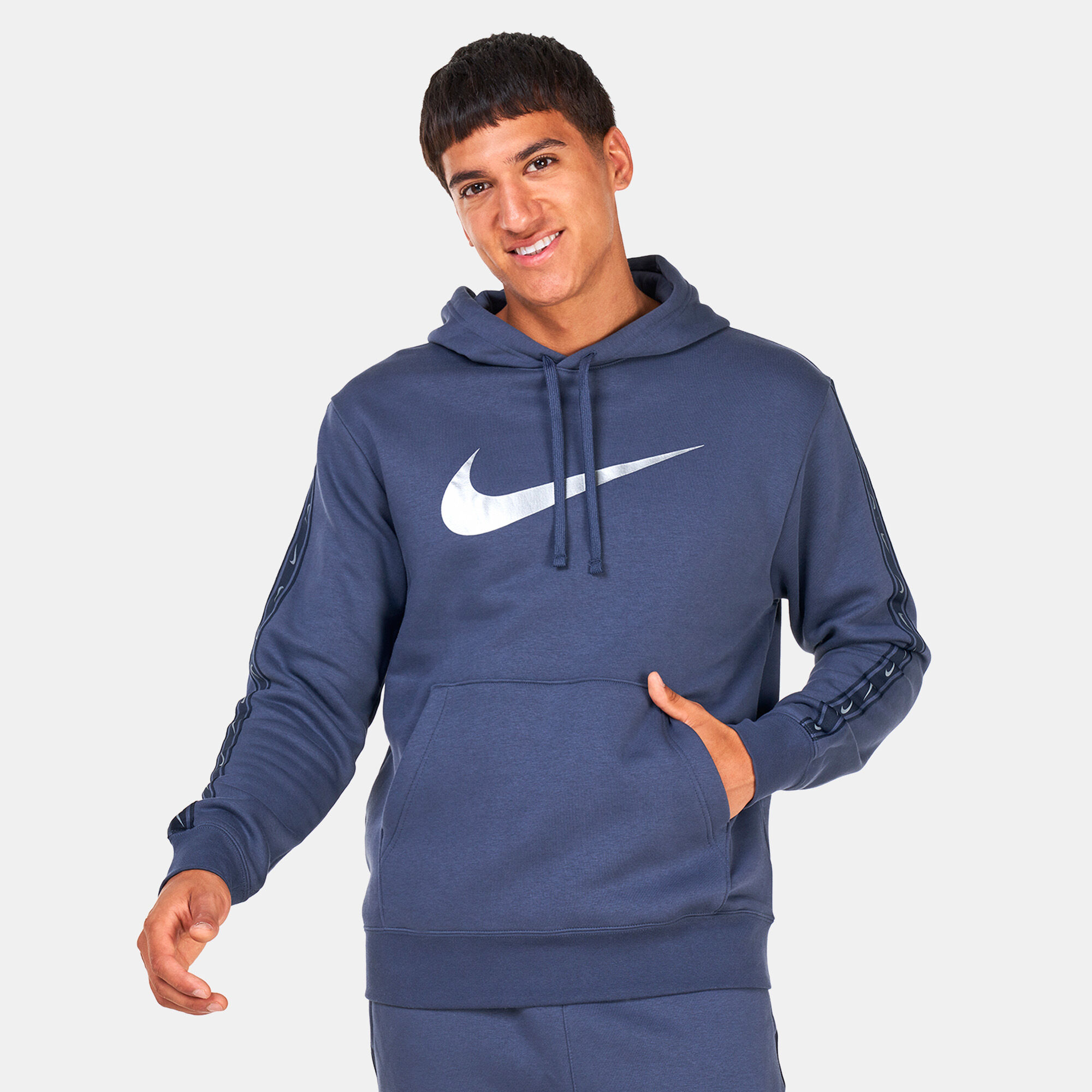 Nike reapeat tape overhead hoodie outlet