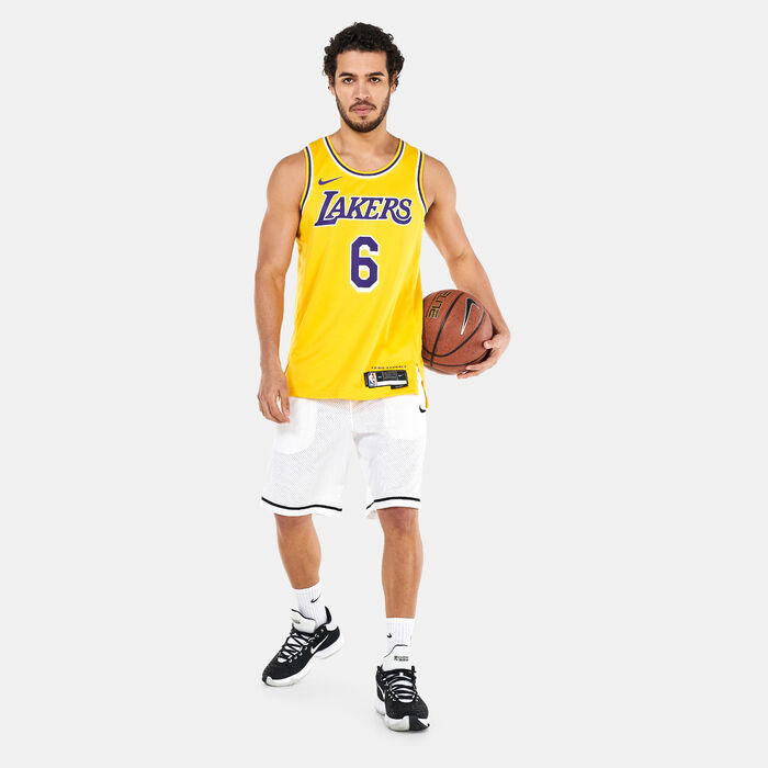 Nike Men's Dri-FIT NBA Swingman Los Angeles Lakers Icon Edition Jersey - 2022/23 yellow Nike Men's Dri-FIT NBA Swingman Los Angeles Lakers Icon Edition Jersey - 2022/23 yellow image number 2