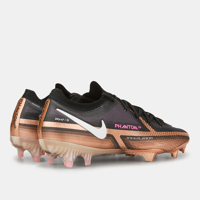 Nike Men's Phantom GT2 Elite Firm Ground Football Shoe Gold Nike Men's Phantom GT2 Elite Firm Ground Football Shoe Gold image number 2