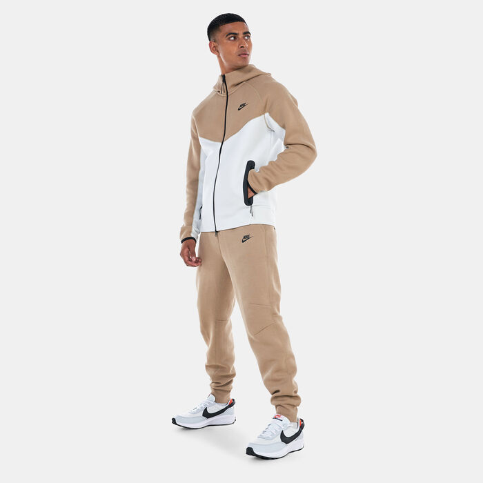 Nike Men's Sportswear Tech Fleece Joggers Beige image number 2