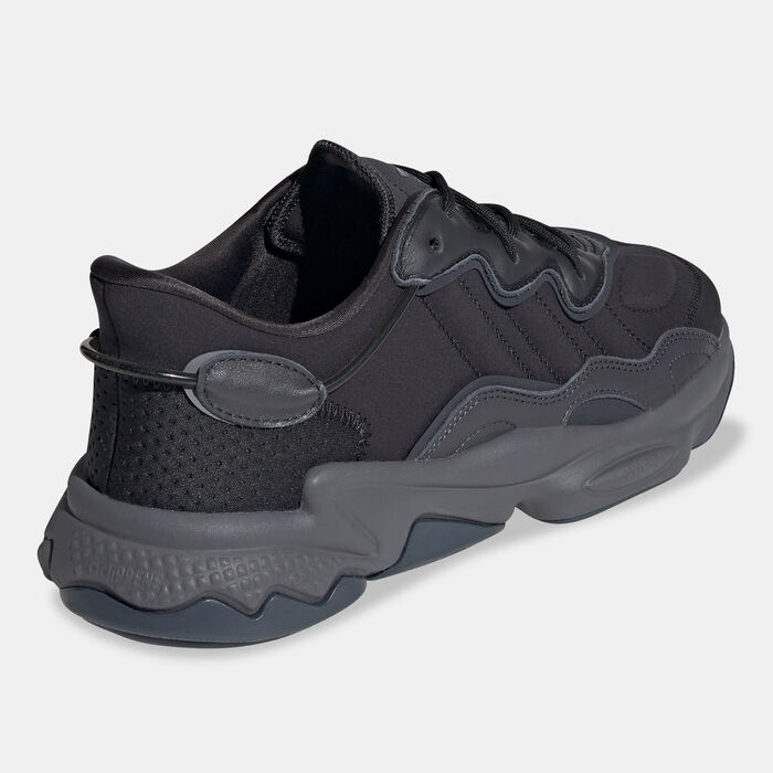 adidas Originals Men's OZWEEGO Shoes Black adidas Originals Men's OZWEEGO Shoes Black image number 2