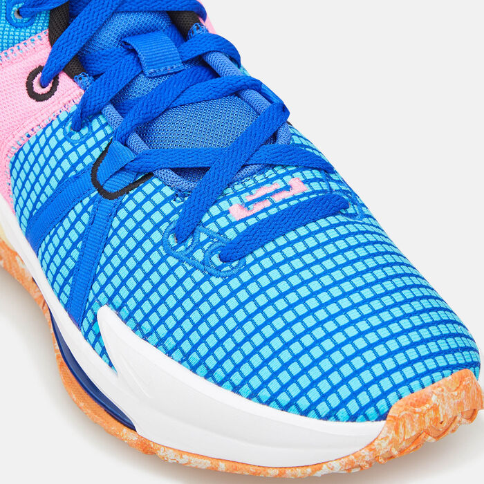 Nike Men's LeBron Witness 7 Basketball Shoe Blue Nike Men's LeBron Witness 7 Basketball Shoe Blue image number 5
