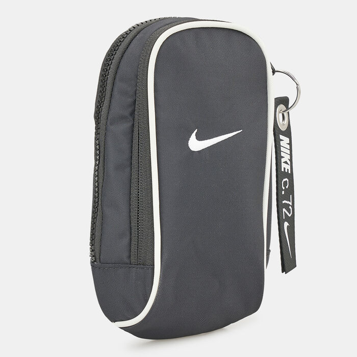 Nike Men's Basketball Essentials Crossbody Bag (1L) Black Nike Men's Basketball Essentials Crossbody Bag (1L) Black image number 2