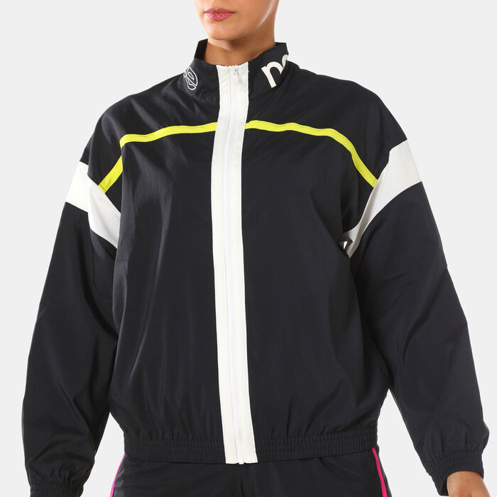 New Balance Women's Relentless Woven Jacket Black image number 3
