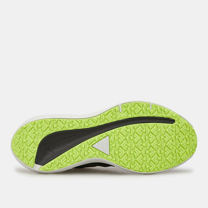 Nike Women's Air Winflo 9 Shield Road Running Shoe Black image number 3