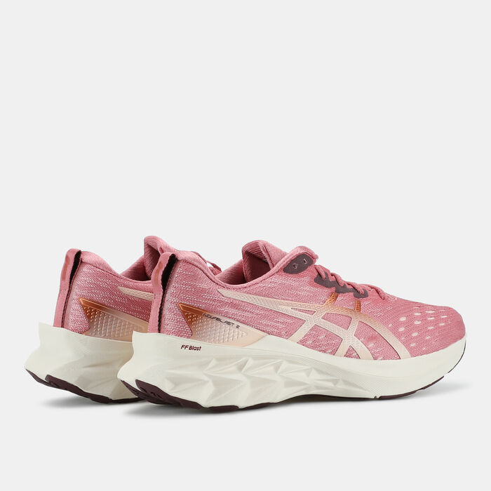 ASICS Women's Novablast 2 Shoe Pink ASICS Women's Novablast 2 Shoe Pink image number 2