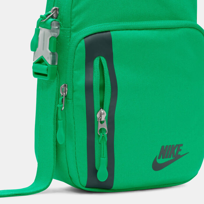 Nike Elemental Premium Crossbody Bag Green image number 3