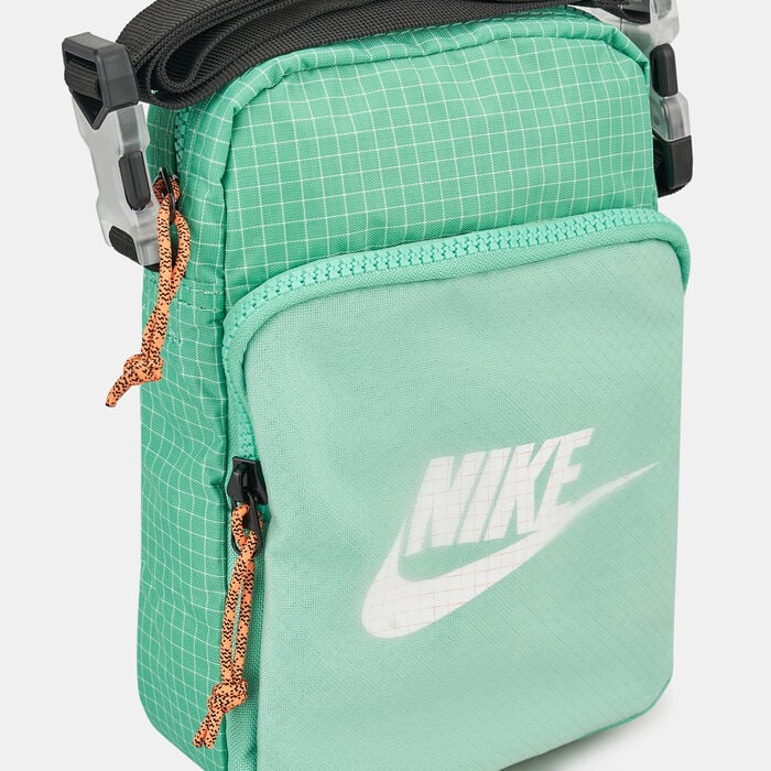 Nike Heritage 2.0 Small Items Crossbody Bag Green Nike Heritage 2.0 Small Items Crossbody Bag Green image number 3