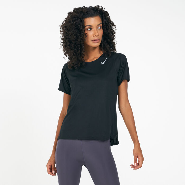 Nike Women's Dri-FIT Race T-Shirt Black Nike Women's Dri-FIT Race T-Shirt Black image number 0