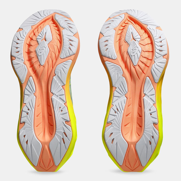 ASICS Women's NOVABLAST 4 Paris Running Shoes Green image number 3