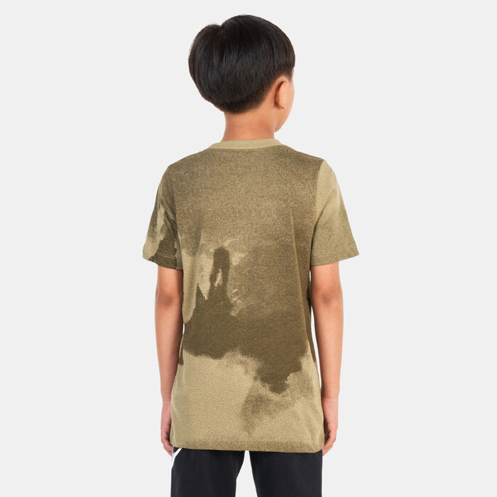 Nike Kids' Sportswear Club Season Allover Print T-Shirt Green Nike Kids' Sportswear Club Season Allover Print T-Shirt Green image number 1