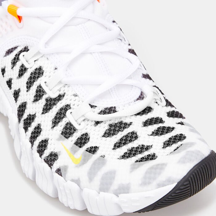 Nike Women's Free Metcon 4 Shoe Black Nike Women's Free Metcon 4 Shoe Black image number 4