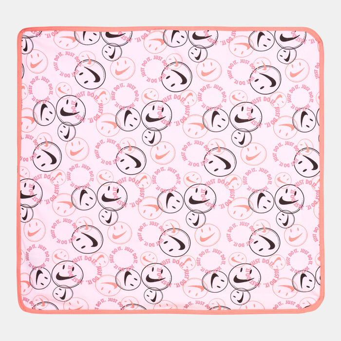 Nike Kids' Smile 4-Piece Box Blanket Set (Baby and Toddler) Pink Nike Kids' Smile 4-Piece Box Blanket Set (Baby and Toddler) Pink image number 0