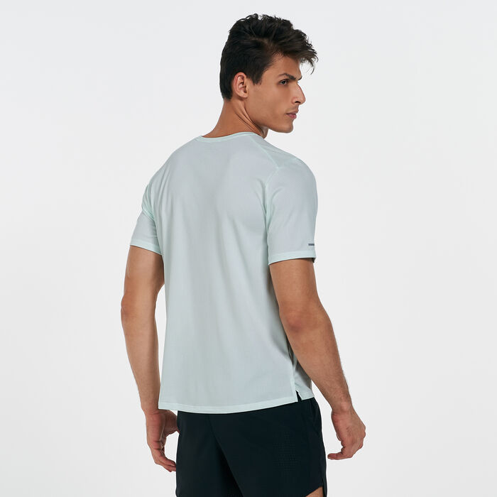 Nike Men's Dri-FIT Miler Wild Run T-Shirt Green Nike Men's Dri-FIT Miler Wild Run T-Shirt Green image number 1