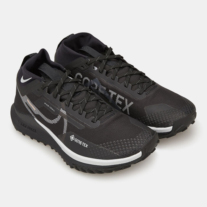 Nike Women's Pegasus Trail 4 GORE-TEX Shoe Black image number 1