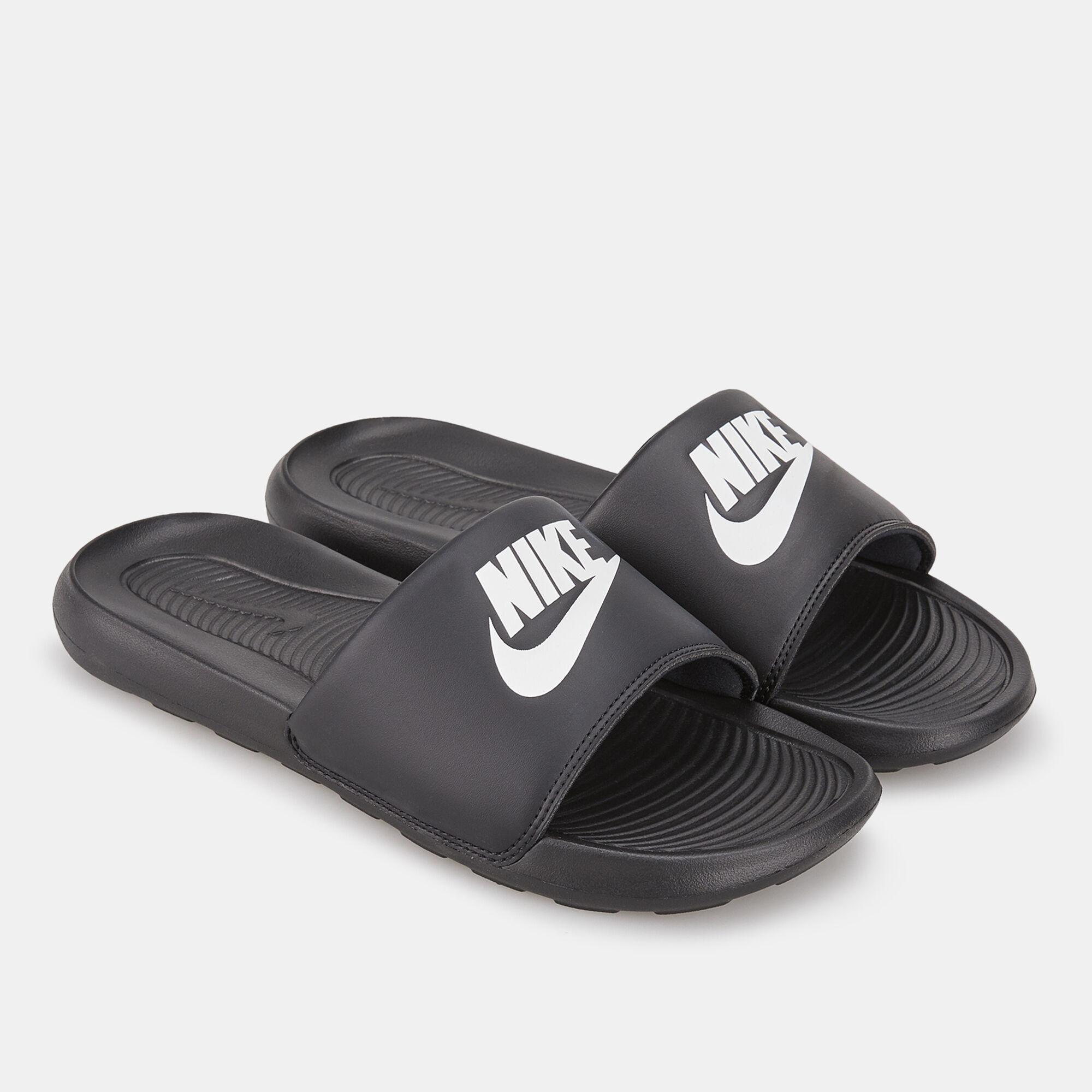 Nike slippers sale discount