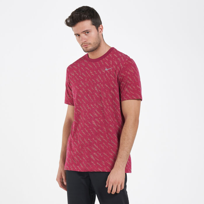 Nike Men's Dri-FIT Defect Burnout Windrunner T-Shirt Red Nike Men's Dri-FIT Defect Burnout Windrunner T-Shirt Red image number 0