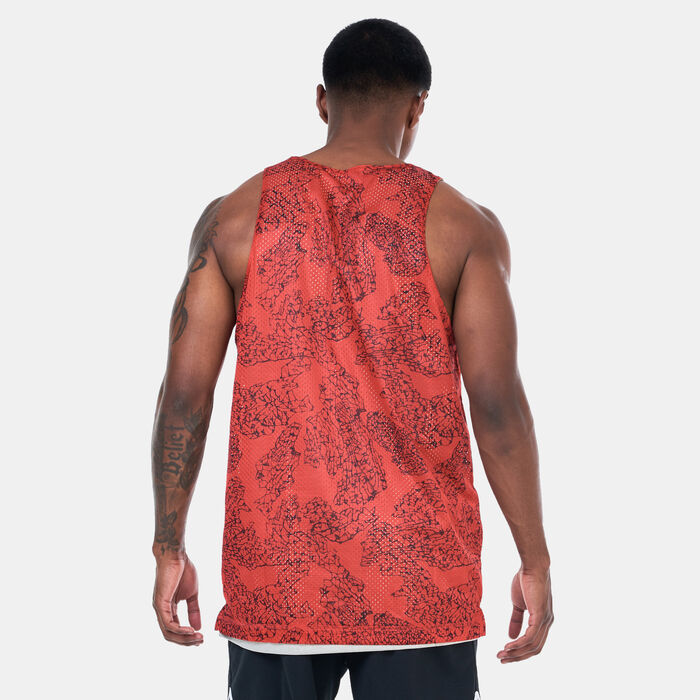 Nike Men's Dri-FIT Standard Issue Reversible Basketball Jersey Red image number 1