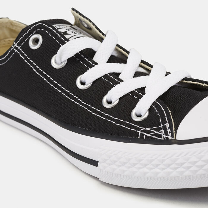 Converse Kids' Chuck Taylor All Star Low Top Unisex Shoe (Younger Kids) Black image number 9