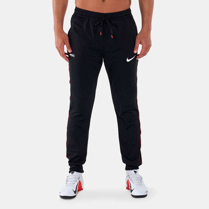 Nike Men's Dri-FIT FC Libero Sweatpants Black Nike Men's Dri-FIT FC Libero Sweatpants Black image number 0