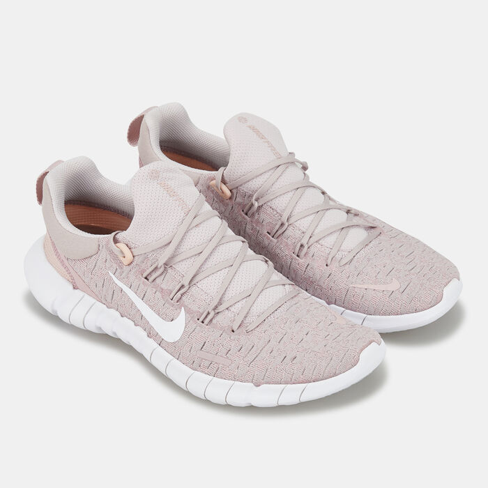 Nike Women's Free RN 5.0 2021 Shoe Grey Nike Women's Free RN 5.0 2021 Shoe Grey image number 2