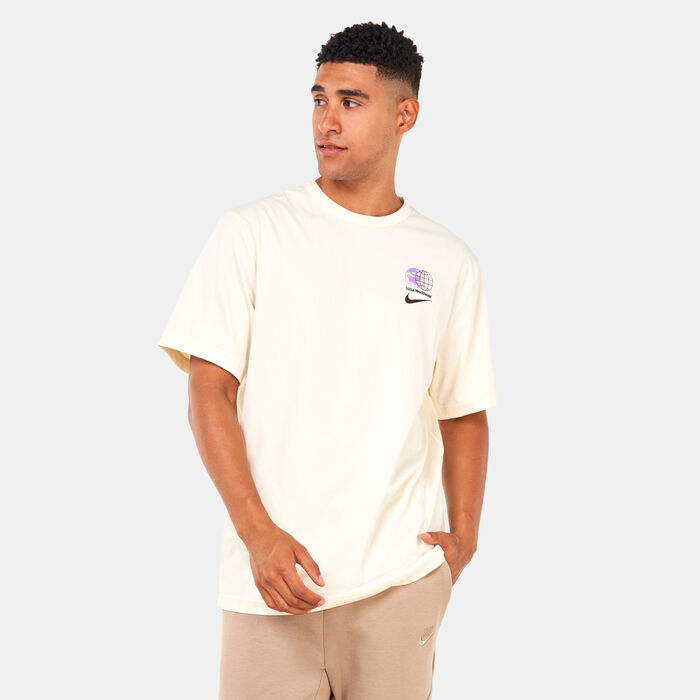 Nike Men's Dri-FIT UV Hyverse T-Shirt Ivory Nike Men's Dri-FIT UV Hyverse T-Shirt Ivory image number 0