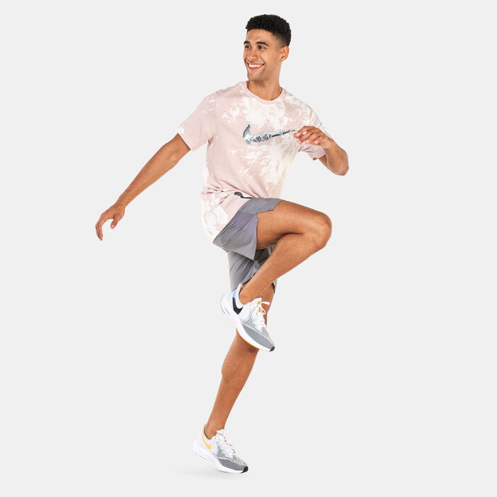 Nike Men's Dri-FIT Run Division Printed T-Shit White Nike Men's Dri-FIT Run Division Printed T-Shit White image number 2