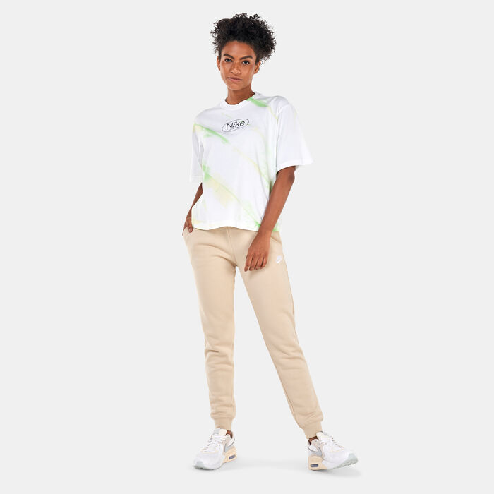 Nike Women's Sportswear Boxy T-Shirt White Nike Women's Sportswear Boxy T-Shirt White image number 2
