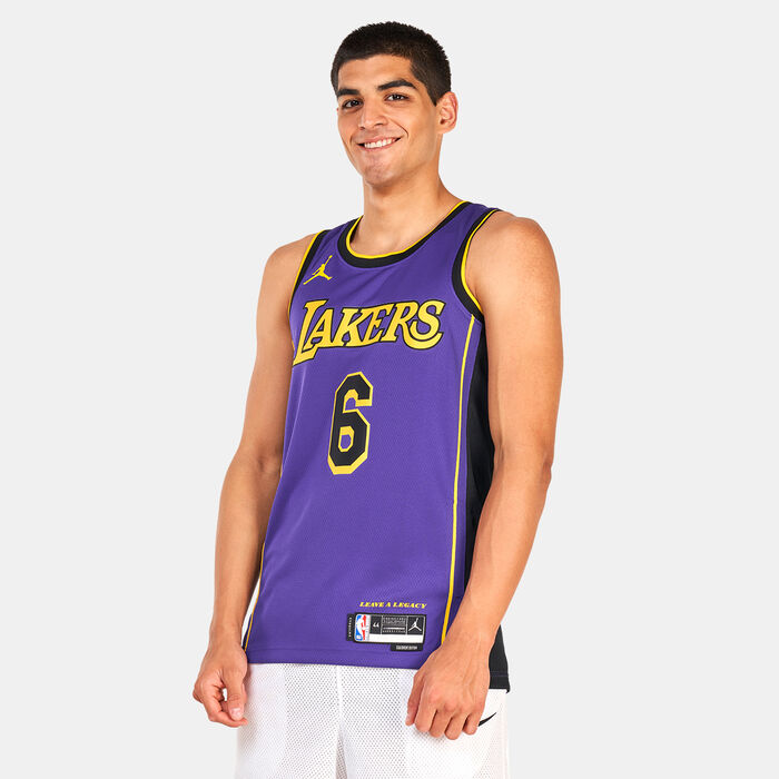 Jordan Men's NBA Los Angeles Lakers Statement Edition Swingman Basketball Jersey Purple Jordan Men's NBA Los Angeles Lakers Statement Edition Swingman Basketball Jersey Purple image number 0