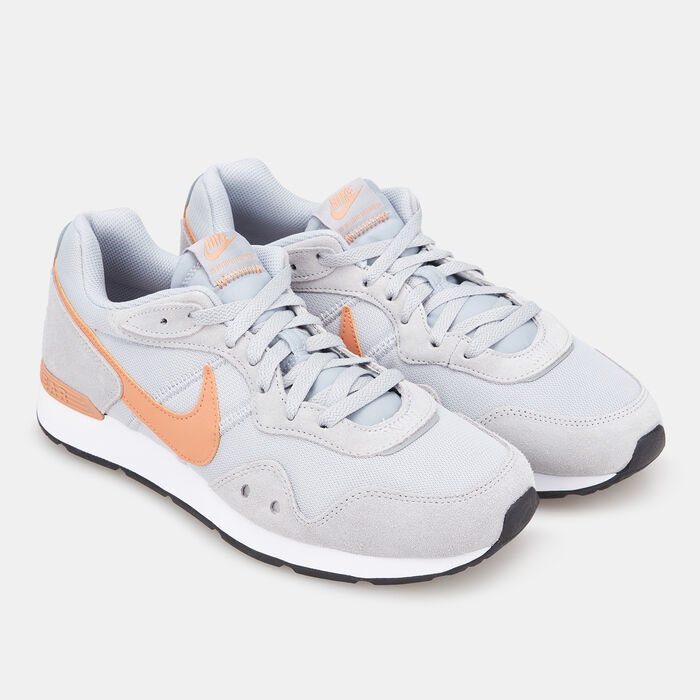 Nike Men's Venture Runner Shoe Grey image number 1