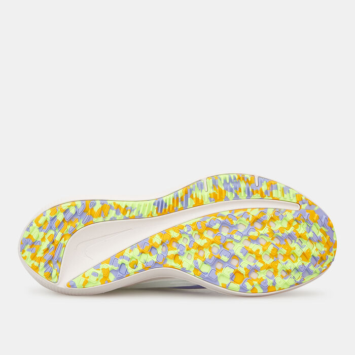 Nike Women's Air Winflo 9 Premium Road Running Shoe White image number 3