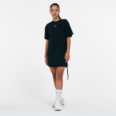 Nike Women's Sportswear Essential Dress Black Nike Women's Sportswear Essential Dress Black