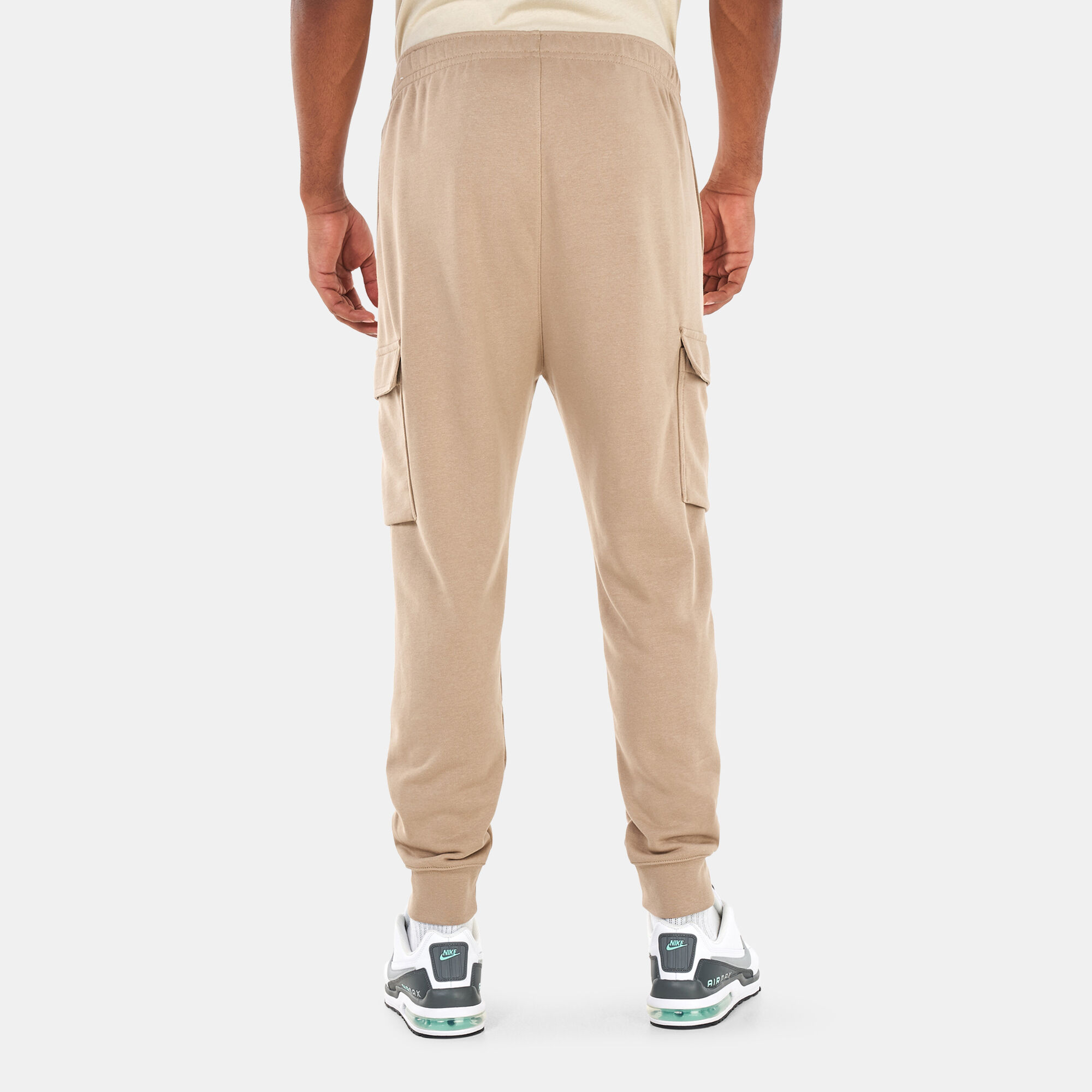 Men s Sportswear Club French Terry Cargo Pants Beige Nike in Qatar SSS