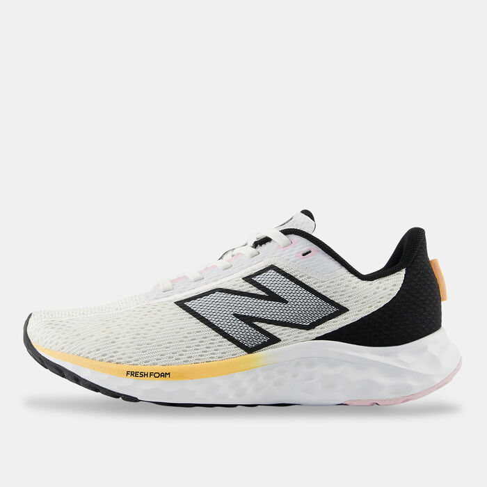 New Balance Women's Fresh Foam Arishi v4 Shoes White image number 5