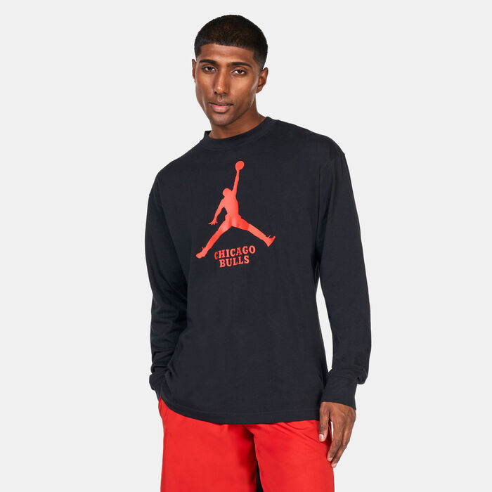 Jordan Men’s Chicago Bulls Essential NBA T-Shirt Black Jordan Men’s Chicago Bulls Essential NBA T-Shirt Black image number 0