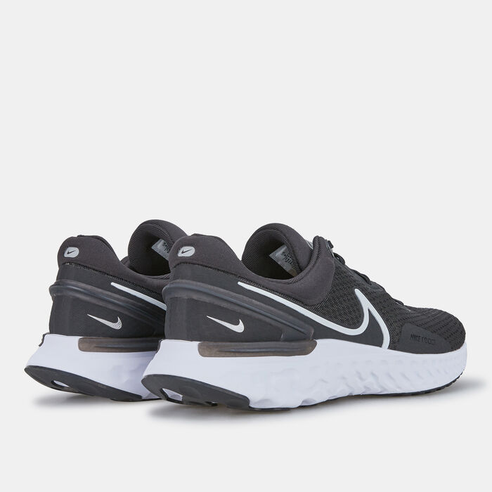 Nike Women's React Miler 3 Road Running Shoe Black Nike Women's React Miler 3 Road Running Shoe Black image number 2