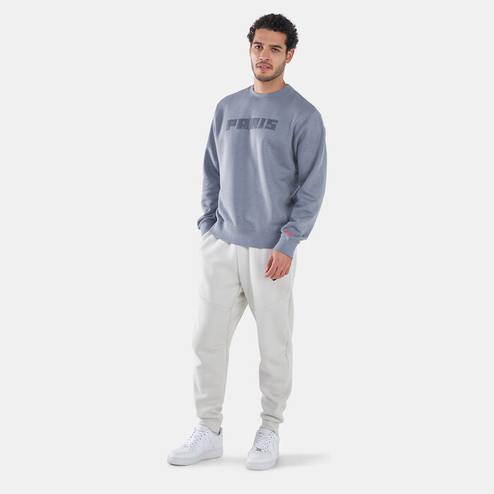 Nike Men's Paris Saint Germain Club Fleece Sweatshirt Grey Nike Men's Paris Saint Germain Club Fleece Sweatshirt Grey image number 2