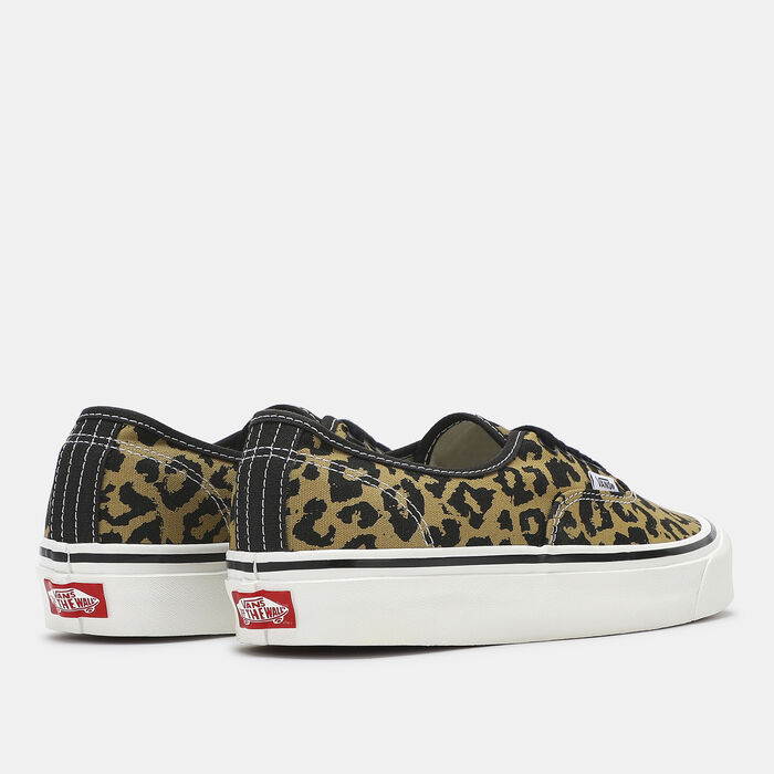 Vans Authentic 44 DX Anaheim Factory Unisex Shoe yellow Vans Authentic 44 DX Anaheim Factory Unisex Shoe yellow image number 2